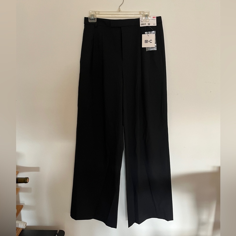 Uniqlo Women’s Pleated Wide Straight Trousers